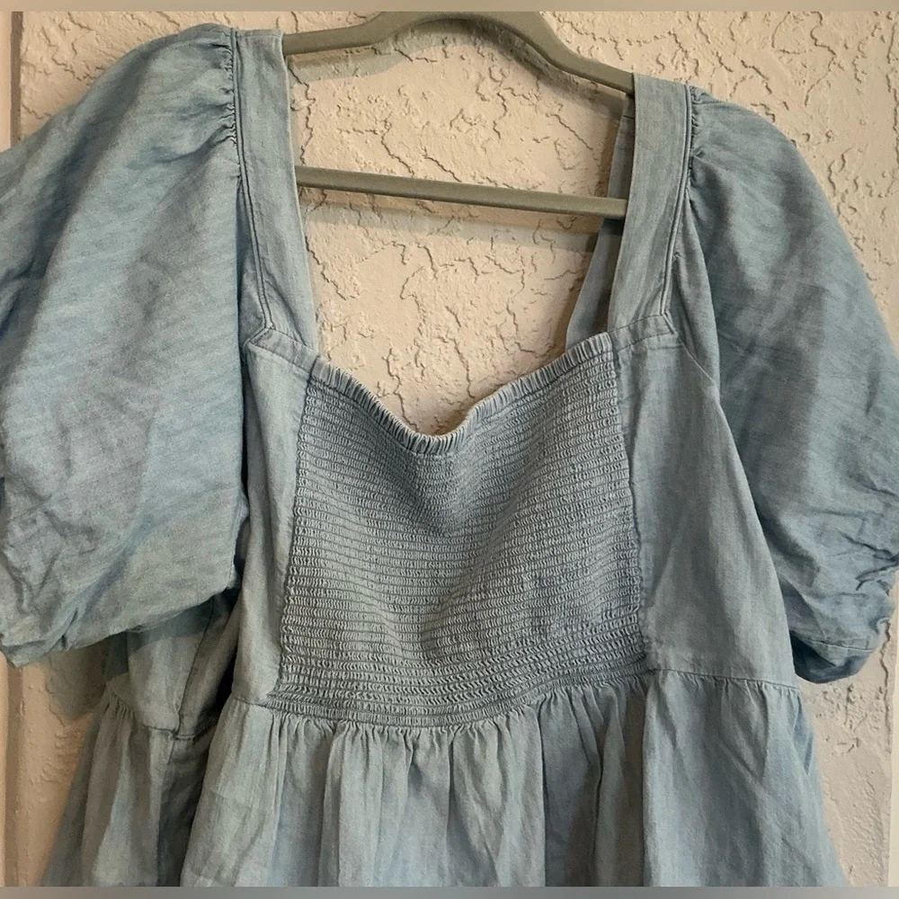 Old Navy Women's Blue Puff Sleeve Top